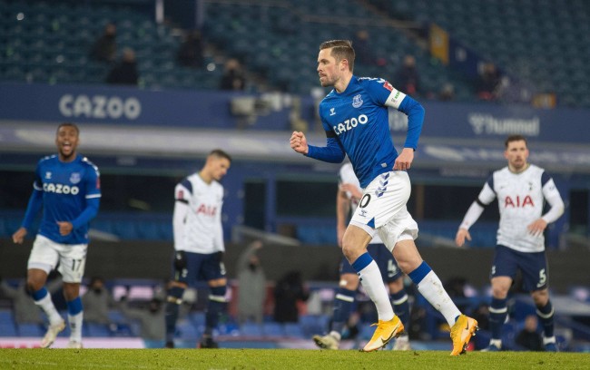 合中国足球 合中国足球